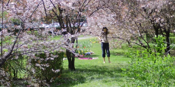Bucureştenii au dat năvala în parcuri în primele zile de primăvară 