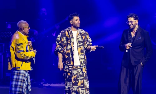 În culise, Smiley, Velea și Connect-R așteptau foarte emoționați să urce pe scenă FOTO PETRU IVU