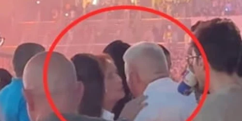 Judec  toare candidat   la   efia Cur  ii de Apel Cluj  la festival cu un afacerist a c  rui firm   o judec       Chiar sunt obosit  m a  i trezit din somn     b  font color  red  VIDEO  font   b  jpg
