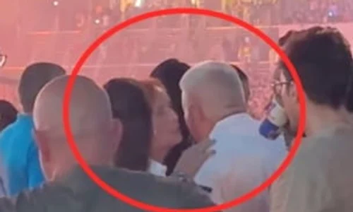 Judec  toare candidat   la   efia Cur  ii de Apel Cluj  la festival cu un afacerist a c  rui firm   o judec       Chiar sunt obosit  m a  i trezit din somn     b  font color  red  VIDEO  font   b  jpg