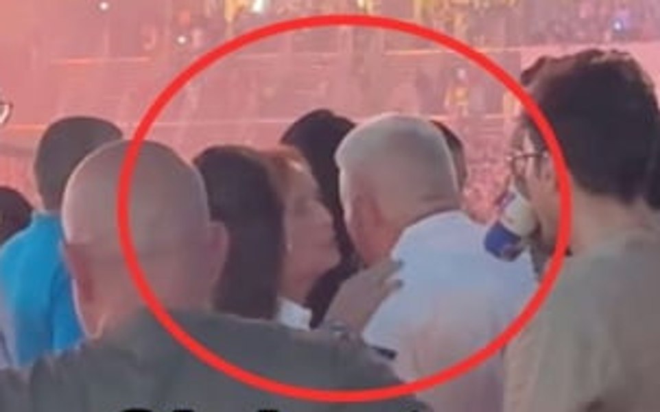 Judecătoare filmată la Untold în zona VIP, alături de omul de afaceri pe care îl judecă. Imaginile controversate, publicate pe TikTok
