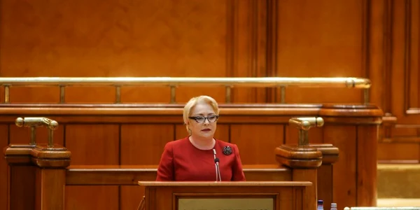 Guvernul la Parlament - Viorica Dăncilă / FOTO Inquam Photos / George Călin / 12 dec 2018
