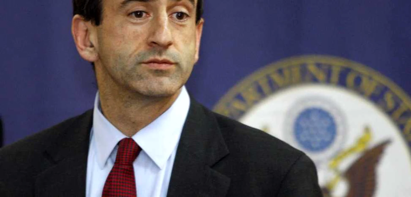 Philip Gordon:"Voi
fi foarte deschis: suntem îngrijoraţi la Washington în legătură
cu evoluţiile de aici."  FOTO:MEDIAFAX