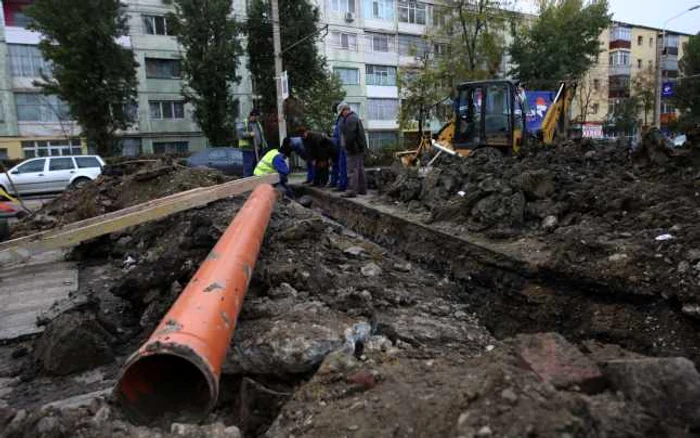 Lucrările la conducta din Floreşti trebuie terminate până diseară