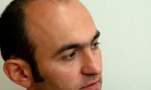 "Gorzo ăsta nu e decît un defazat!” jpeg