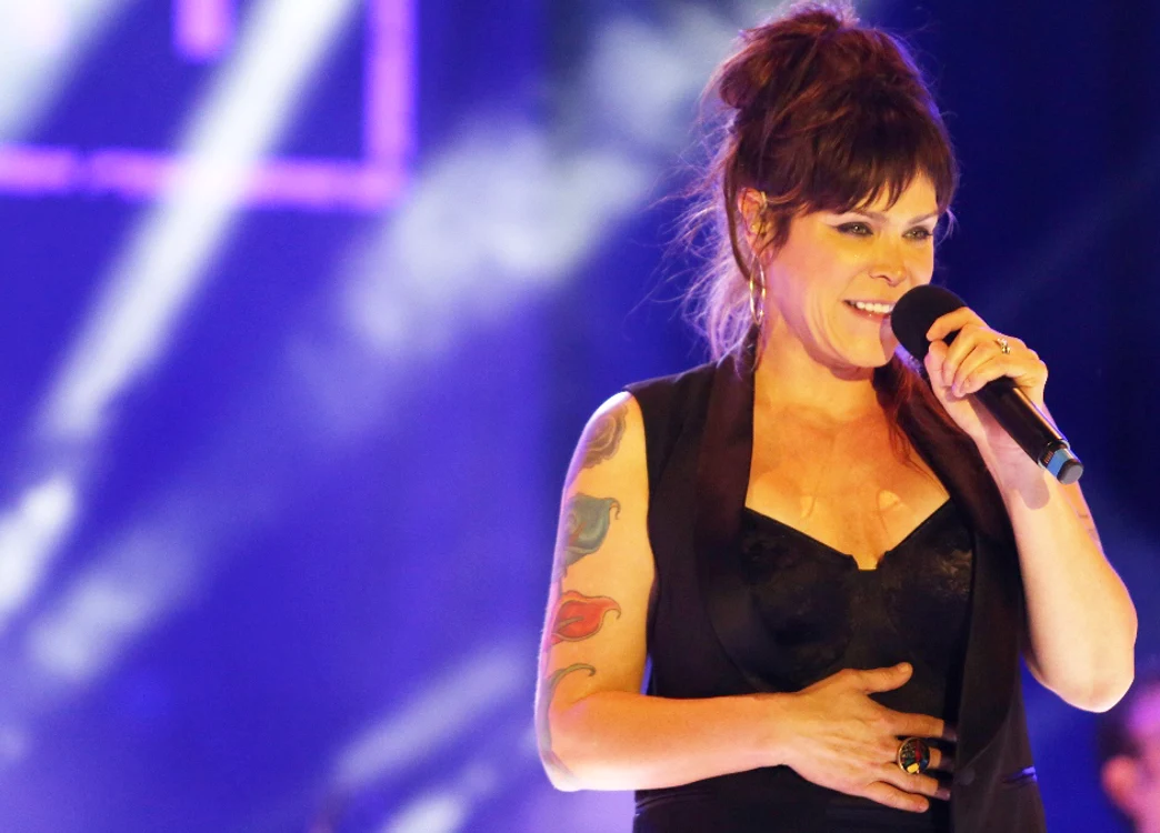
    Beth Hart revine la București pentru concertul de la Sala Palatului de vineri (17 iunie)foto: Talentivity PR  