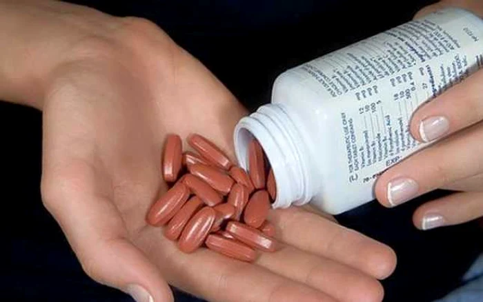 Excesul de medicamente poate provoca neplăceri