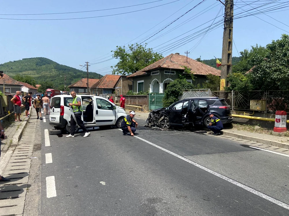 Accidentul a avut loc pe DN76 FOTO: ISU