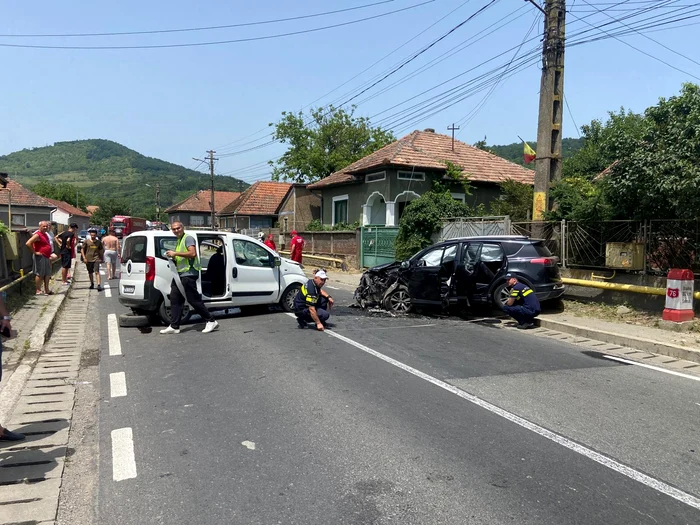 Accidentul a avut loc pe DN76 FOTO: ISU