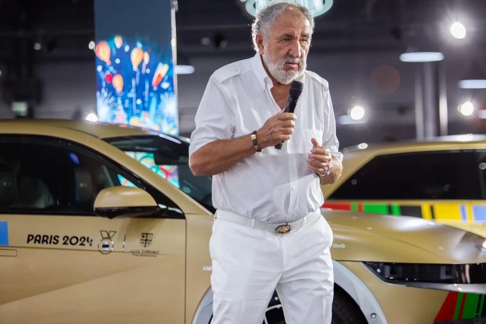 Ion Țiriac, „interogat” de un doctor în Dubai. Magnatul s-a aflat în centrul atenției la un cabinet din Emirate: „Toată lumea crede, dar nu e adevărat!”