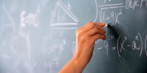 Ecuatie matematica, foto Shutterstock  jpg