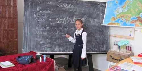 Petronela la şcoală