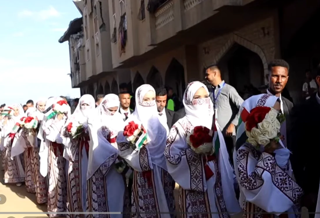 54 de cupluri și-au oficializat relația în Gaza. FOTO captură ABC news