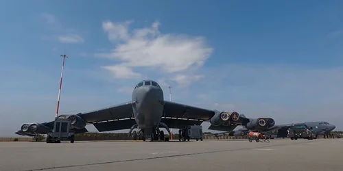 bombardiere americane captura video jpg