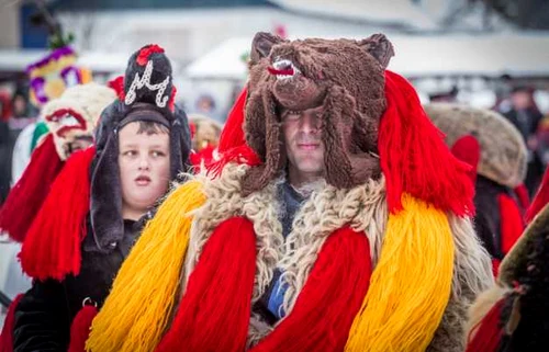 festivalul datinilor şi obiceiurilor de iarnă foto catalin urdoi 