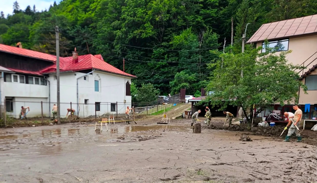 Viiturile au făcut prăpăd la Bușteni