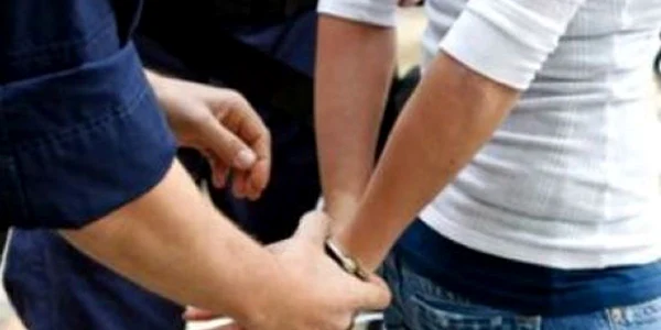 Mama fetiției a fost arestată preventiv pentru 29 de zile
