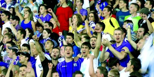 Timişoara: Baschetbaliştii de la BCM Elba au cântat împreună cu fanii lui "Poli" (VIDEO)