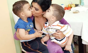 Cei doi băieți au rămas în grija Adrianei jpeg