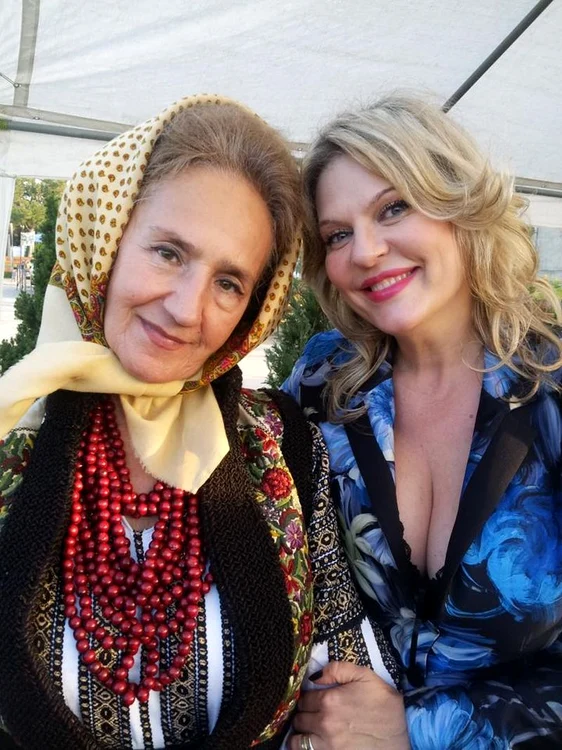 Sofia Vicoveanca si Olga Balan