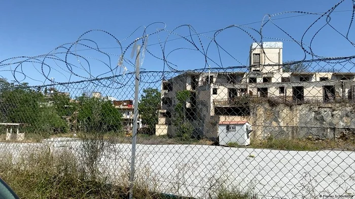 Granița dintre partea turcă și cea greacă a Ciprului trece prin centrul capitalei Nicosia
