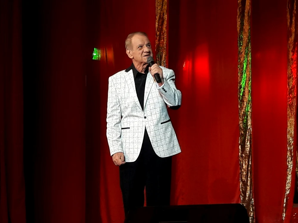 7 ianuarie 2017: Alexandru Lulescu, pe scena Teatrului Constantin Tănase