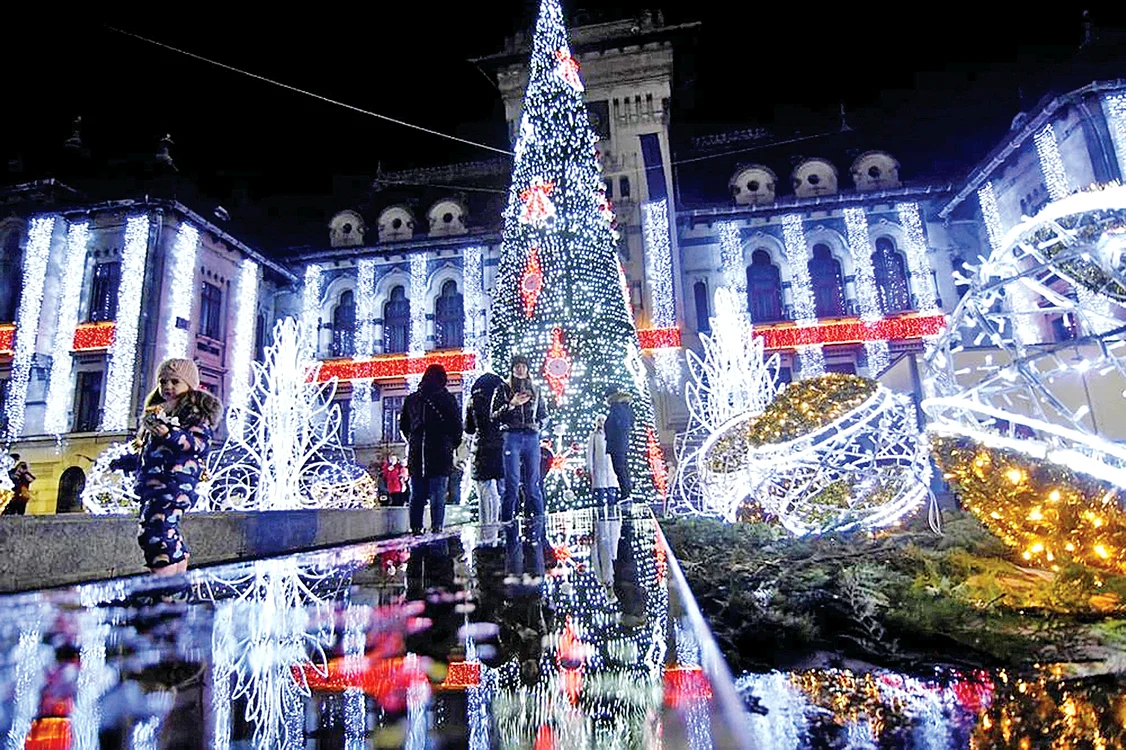 Craiova. În târg 12 lei costă 100  grame de șorici și 15 lei  100 grame de pastramă