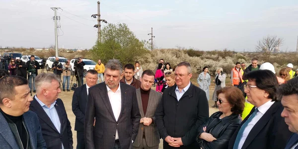 Liderii PNL-PSD pe șantierul centurii Timișoarei FOTO Ștefan Both