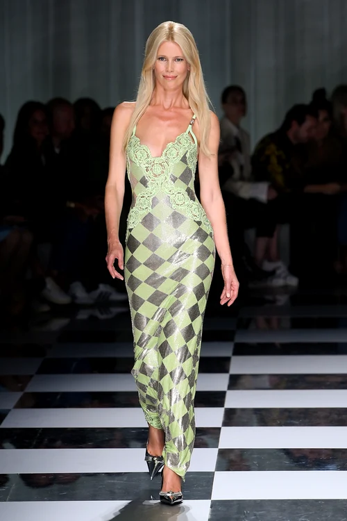 Claudia Schiffer GettyImages 1683458675 jpg