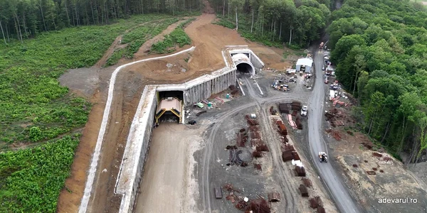 Șantier Autostrada Lugoj Deva, secțiunea Margina Holdea, cu tuneluri, mai 2026  Foto Danirl Guță ADEVĂRUL (14) jpg