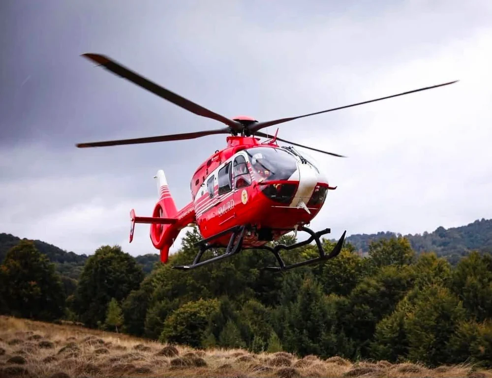 Patru alpiniști au căzut în gol aproximativ 10 metri, în Bușteni. Echipele de salvare intervin în zona Valea Albișoarei
