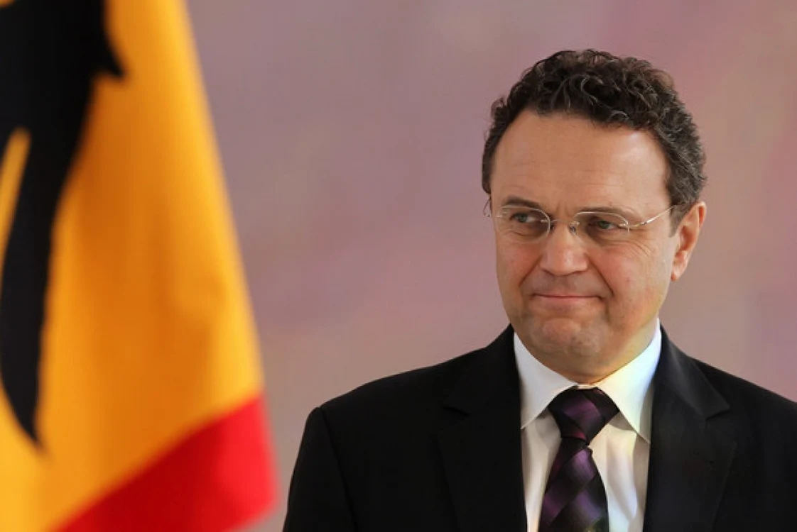 Hans-Peter Friedich, ministrul de externe al Germaniei, a ameninţat SUA că-i va expulza diplomaţii dacă aceştia au spionat