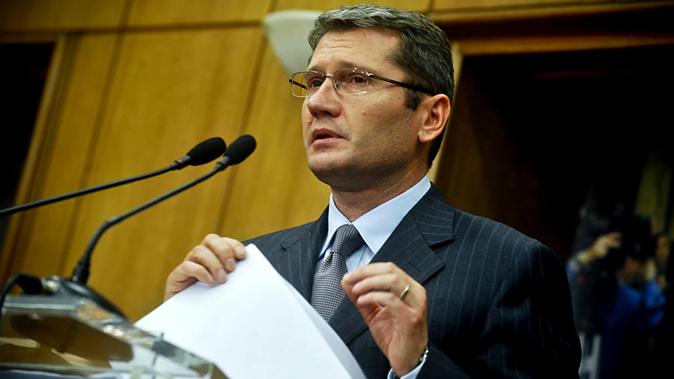 
    Liviu Negoiţă (cotidianul.ro)  