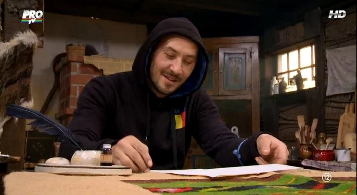 
    "Ferma Vedetelor" - al doilea concurent care părăseşte concursul este Ştefan StanFoto: Captură Pro TV  