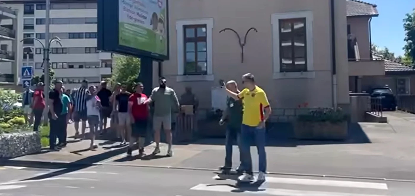 Bărbat agresat verbal în fața unei secții de votare din Franța Foto: Captură video