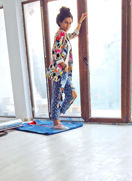 După ce a pus parchetul și a terminat zugrăveala, Doinița a obținut un interior luminos