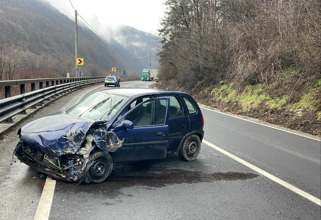 Accident pe Valea Oltului la Lazaret Sibiu Foto IPJ Sibiu