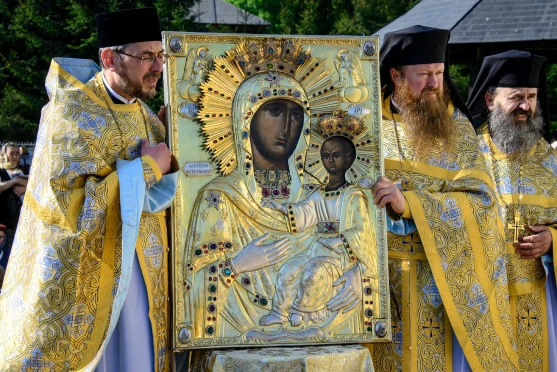 Odighitria este cea mai veche icoană făcătoare de minuni din România FOTO Doxologia.ro