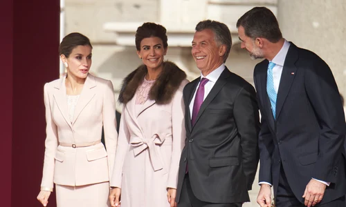 Președintele Mauricio Macri, Regina Letizia, Prima Doamnă a Argentinei Juliana Awada și Regele Felipe al Spaniei la Madrid, 2017  GettyImages 643688284 jpg