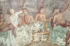 Oaspeți la un banchet. Frescă romană descoperită la Pompeii (Flickr / Tyler Bell) 
