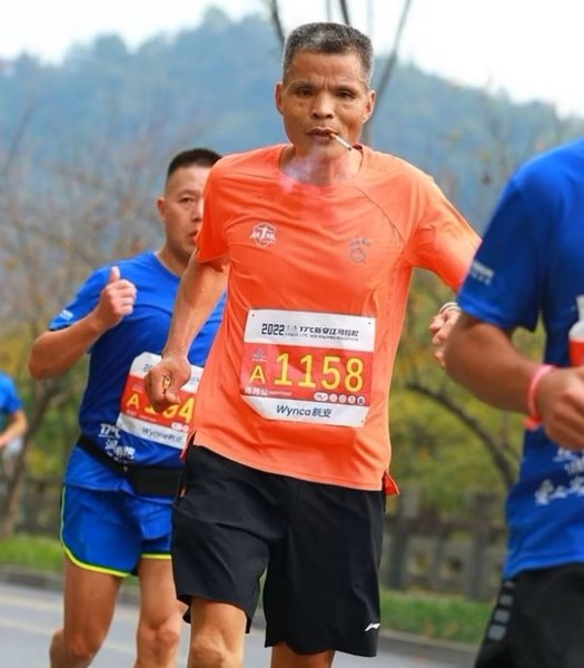 Motivul incredibil pentru care un chinez a fost descalificat dintr-o cursă atletică VIDEO