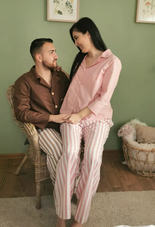 Revelionul în doi, în pijamale