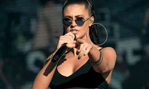 antonia jpeg