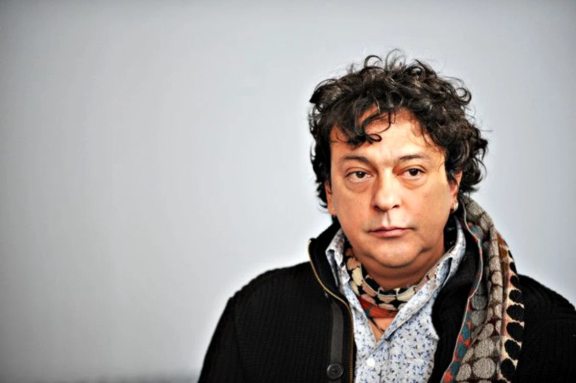 
    Serghei Darie îi calcă pe urme lui Iurie Darie în ceea ce priveşte talentul la desen Foto:arhiva Click!  