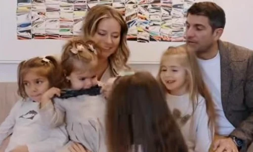 Laura Cosoi familie captură video FB Laura Cosoi jpg