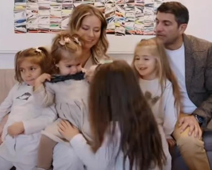 Momente emoţionante în familia Laura Cosoi - Cosmin Curticăpean. FOTO: captură video FB/Laura Cosoi