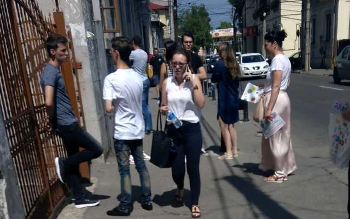 Cei mai mulţi elevi din Argeş vor da ultima probă la biologie