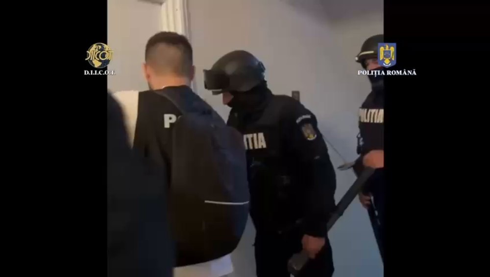 Un uriaș laborator de droguri sintetice a fost descoperit de DIICOT în județul Brașov