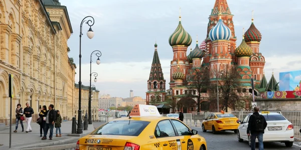 Masina de taxi in Moscova Rusia FOTO Shutterstock 
