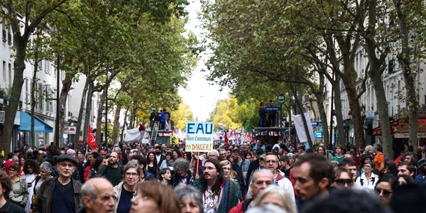 Protest in Paris FOTO EPA EFE jpg